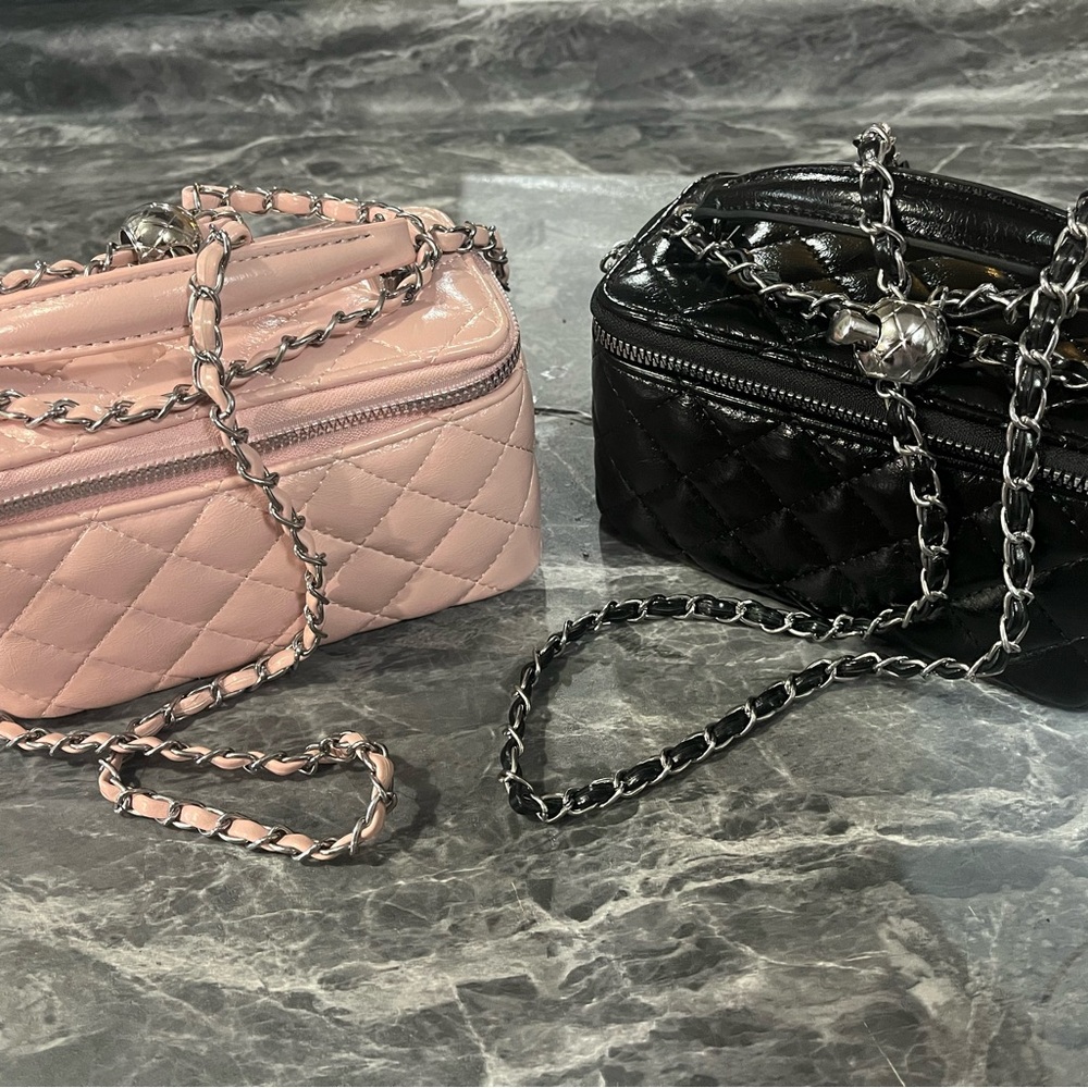 Elegant Pink and Black Quilted Chain Bags